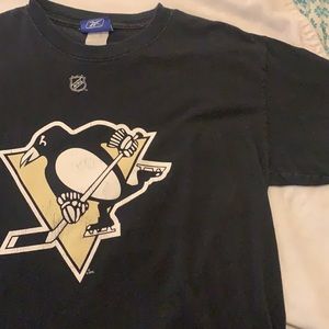 Tapered penguins t-shirt